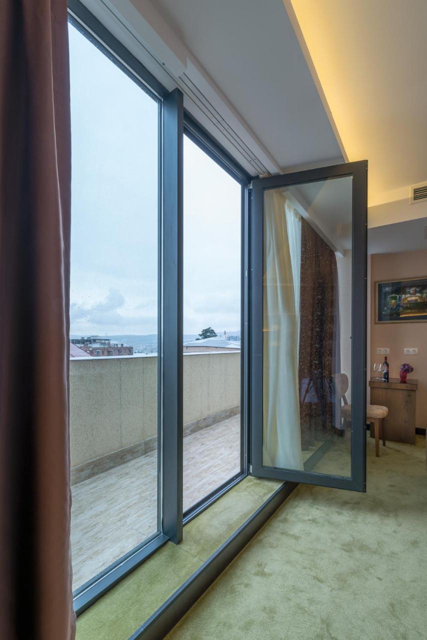 Veranova Hotel Tbilisi Exterior photo