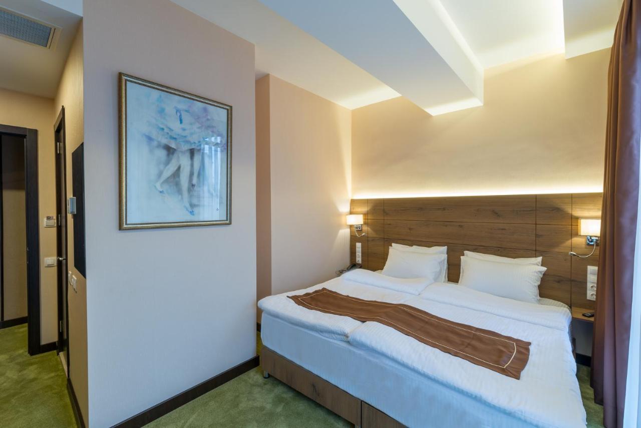 Veranova Hotel Tbilisi Exterior photo