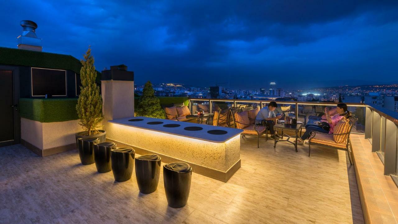 Veranova Hotel Tbilisi Exterior photo
